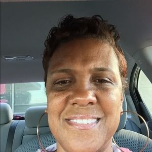 Meet your Posher, Annette